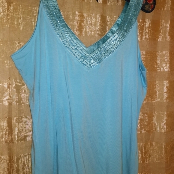Blue top V sparkles - Picture 2 of 4
